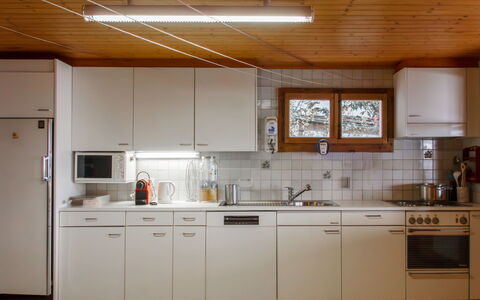 Le Cabanon: Kitchen, Kitchen Appliance, Countertop, Major Appliance, Kitchen Sink, Cabinetry, Flooring, Wood, Sink, Interior Design