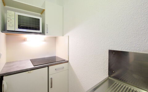 Chamonix 630: Property, Room, Kitchen, Countertop, Furniture, House, Real Estate, Cabinetry, Building, Floor