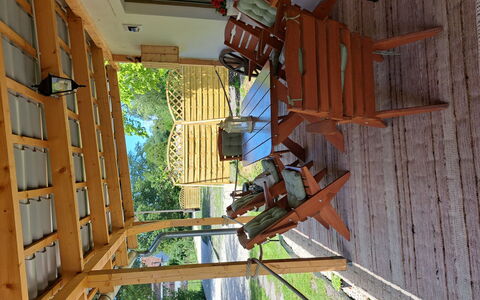 Balatoni Farmhaz: Plant, Wood, Wood Stain, Building, Hardwood, Tree, Beam, Lumber, Plank