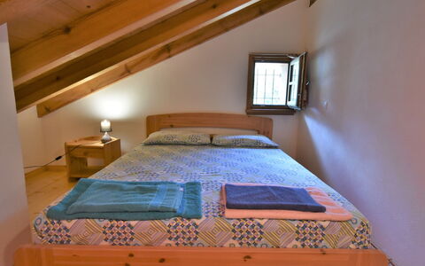 Chiavenna 100: Building, Furniture, Property, Comfort, Wood, Bed Frame, House, Window, Bed, Interior Design