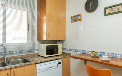 Accommodation:&nbsp;Boters 109.2