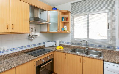 Accommodation:&nbsp;Boters 109.2