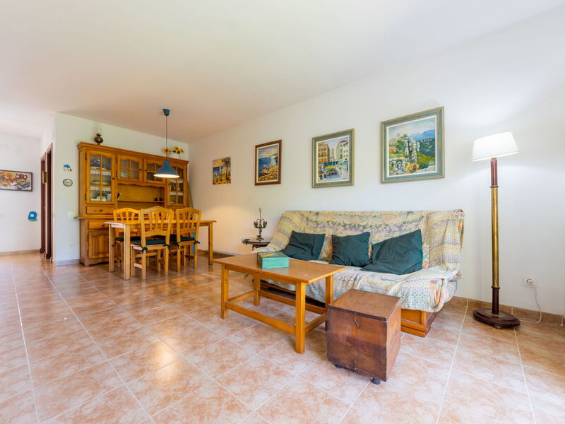 Accommodation:&nbsp;Boters 109.1