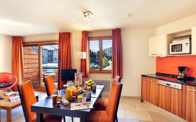 L'Adret 652.3: Table, Furniture, Property, Chair, Picture Frame, Window, Cabinetry, Orange, Interior Design, Kitchen & Dining Room Table