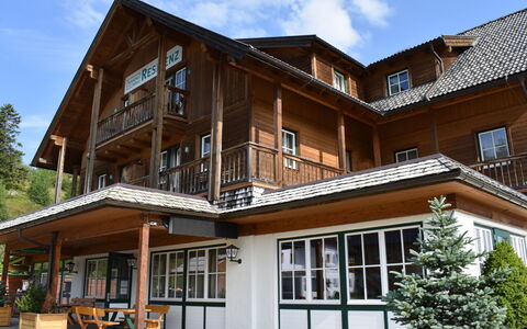 Accommodation:&nbsp;#12 mit Balkon 121.10