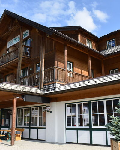 #12 mit Balkon 121.10