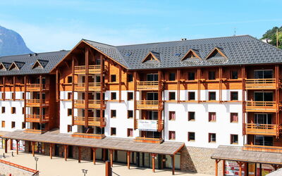 Serre Chevalier 653: Sky, Building, Property, Window, Urban Design, Neighbourhood, Condominium, Wood, Residential Area, Biome