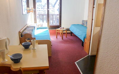 Accommodation:&nbsp;La Forclaz 680.2