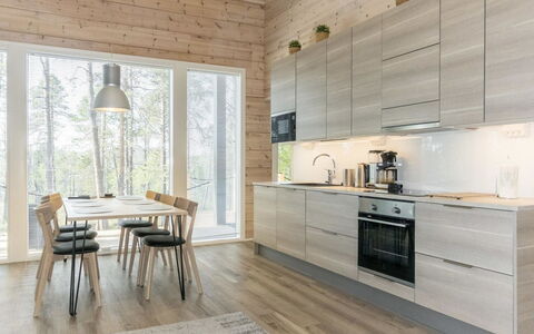 Villa Paatari: Waterway, Bank, Watercourse, Lake, Cottage, Forest, Channel, Reservoir, Log Cabin