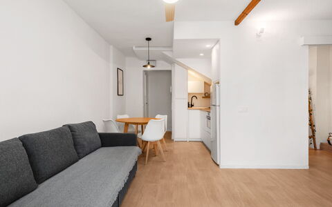 Cullera 60: Furniture, Couch, Comfort, Wood, Ceiling Fan, Floor, Living Room, Flooring, Building, Lamp
