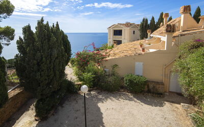 Accommodation:&nbsp;Castillos 1117.2
