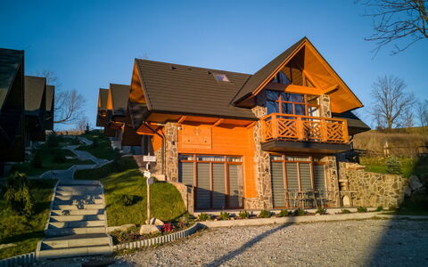 Zakopane 460: Furniture, Outdoor Furniture, Chair, Garden, Flowerpot, Patio, Outdoor Table, Estate, Houseplant, Landscaping