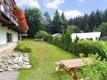 Harrachov Pool & Garden