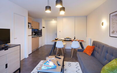 Les Deux Alpes 600: Furniture, Property, Table, Cabinetry, Lighting, Couch, Picture Frame, Interior Design, Wood, Architecture