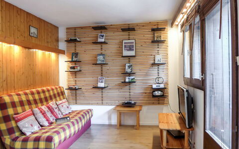 Accommodation:&nbsp;Champraz 100.14