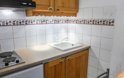Accommodation:&nbsp;Champraz 100.15