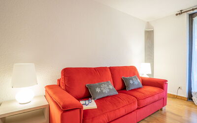 Accommodation:&nbsp;Champraz 100.17