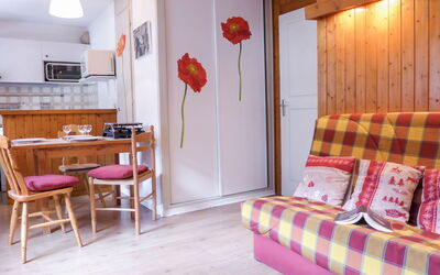 Accommodation:&nbsp;Champraz 100.14