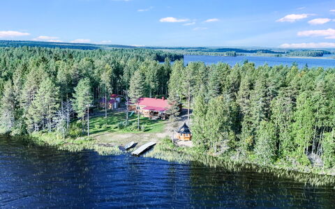 Oravajärven Talo (Ent. Suomela): Wood, Siding, Cottage, House, Home, Plank, Garden Buildings, Log Cabin, Hardwood, Porch