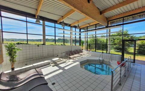 Eppe Sauvage 110: Property, Sky, Building, Shade, Plant, Swimming Pool, Interior Design, Real Estate, Urban Design, Composite Material