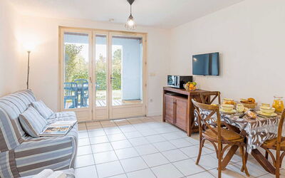 Accommodation:&nbsp;Les Rives Marines 110.5