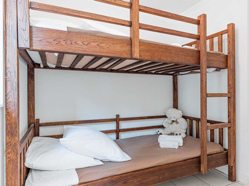 Accommodation:&nbsp;Les Rives Marines 110.2
