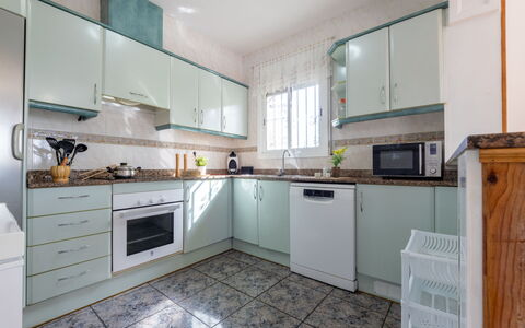 Antonella: Cabinetry, Countertop, Kitchen Stove, Kitchen Appliance, Home Appliance, Kitchen, Wood, Building, Major Appliance, Stove