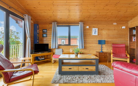 Lodge 9: Furniture, Property, Table, Window, Couch, Plant, Wood, Building, Comfort, Interior Design