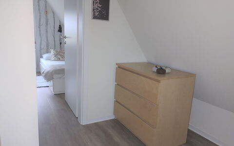 Waldoase: Sink, Plumbing Fixture, Cabinetry, Bathroom, Wood, Tap, Mirror, Floor, Flooring, Wall
