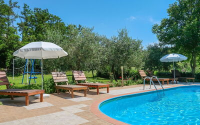 Labin 389: Water, Plant, Property, Furniture, Sky, Swimming Pool, Tree, Outdoor Furniture, Shade, Umbrella