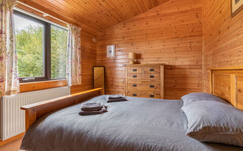 Loch Side Lodge 8: Furniture, Property, Picture Frame, Azure, Wood, Lighting, Interior Design, Comfort, Floor, Flooring