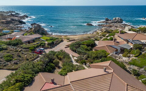 Morellino: Water, Sky, Daytime, Property, Cloud, Plant, Azure, Seaside Resort, Building, Coastal And Oceanic Landforms