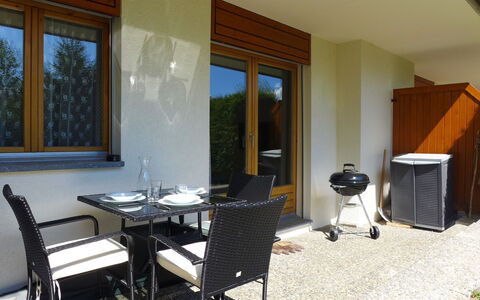 Le Torrent 1: Furniture, Table, Window, Plant, Building, Wood, Chair, Shade, Floor