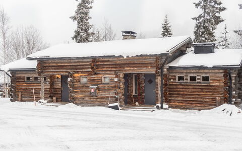 Salmikangas F1: Snow, Winter, Wood, Roof, Cottage, Freezing, Slope, Log Cabin, Ice
