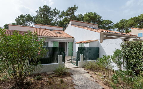 Accommodation:&nbsp;Les Maisons de L'Océan 220.2
