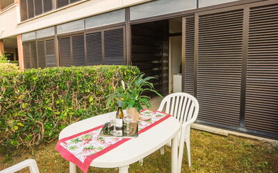 Accommodation:&nbsp;Mono Garden 650.17