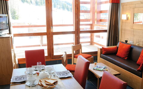 Bourg St Maurice 651: Table, Furniture, Property, Tableware, Window, Couch, Dishware, Chair, Textile, Interior Design
