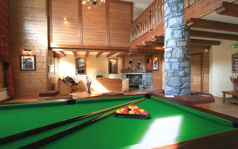 Vallandry 651: Property, Furniture, Billiard Table, Billiard Room, Recreation Room, Table, Sports Equipment, Billiards, Pool