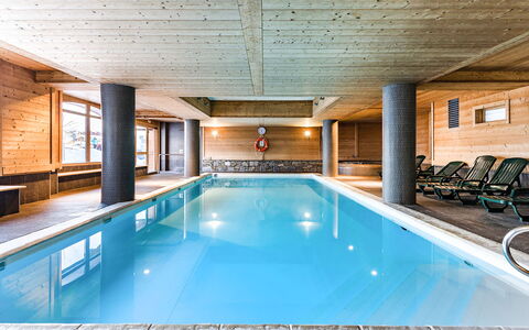 La Toussuire 651: Water, Property, Swimming Pool, Azure, Wood, Interior Design, Floor, Flooring, Leisure, Rectangle