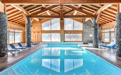 Serre Chevalier 651: Water, Furniture, Swimming Pool, Property, Table, Window, Blue, Azure, Architecture, Chair