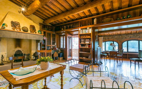 Lamore di Carla: Property, Table, Furniture, Chair, Interior Design, Building, Wood, Floor, Window, Swimming Pool