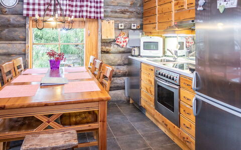 Rukanhippu: Wood, Cottage, Home, Kitchen, Log Cabin, Furniture, Ceiling, Wood Stain, Kitchen & Dining Room Table, Hardwood
