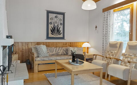 Siulapalkinen a 4: Furniture, Interior Design, Flooring, Floor, Wood, Room, Couch, Ceiling, Living Room, Lighting