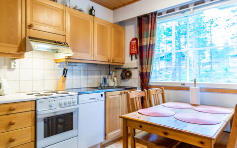 Oivanpyhä C 10: Cottage, House, Home, Garden Buildings, Siding, Log Cabin, Farmhouse, Estate, Shed, Yard