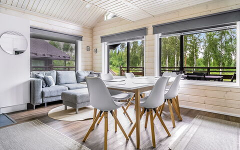 Himoksen Keiju 1: Bed, Furniture, Bedroom, Interior Design, Bedding, Bed Sheet, Flooring, Wood, Floor, Room