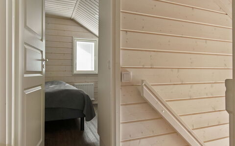 Himoksen Keiju 1: Bed, Furniture, Bedroom, Interior Design, Bedding, Bed Sheet, Flooring, Wood, Floor, Room