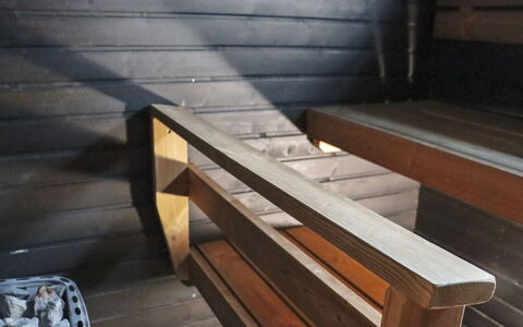 Skivillas 78 (4): Bed, Furniture, Bedroom, Interior Design, Bedding, Bed Sheet, Flooring, Wood, Floor, Room