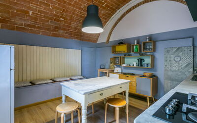 Accommodation:&nbsp;Pietra 858.2