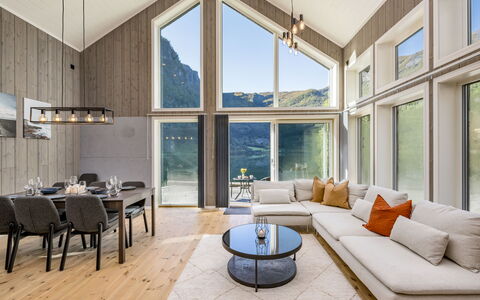 Mathias: Ceiling, Living Room, Glacial Landform, Couch, Alps