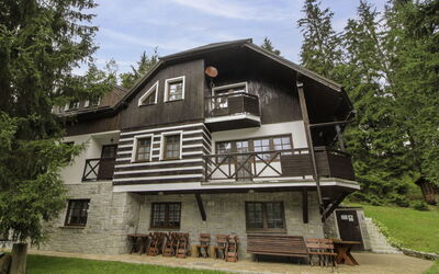 Accommodation:&nbsp;Labaika 130.2